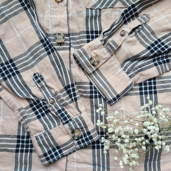 Divided H&M Women's Plaid Button-Up Shirt - Picture 8 of 10